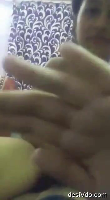 Desi Hot Marathi Girl Giving Handjob