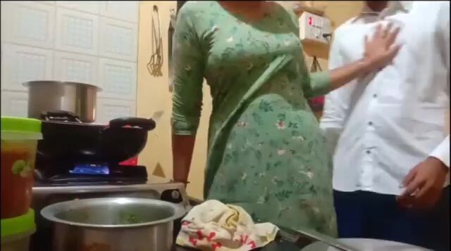 Desi Marathi chachi bhatija kitchen sex video