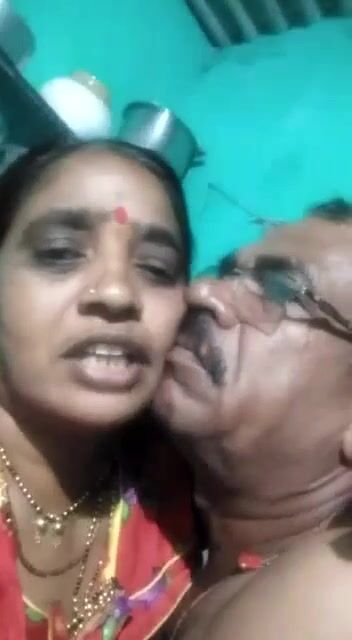Marathi uncle aunty in online sex video