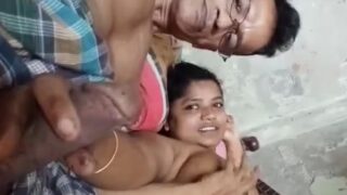Randi bhabhi playing with house owner’s dick