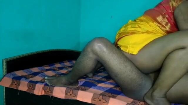 Saree wali Marathi bhabhi xxx porn video