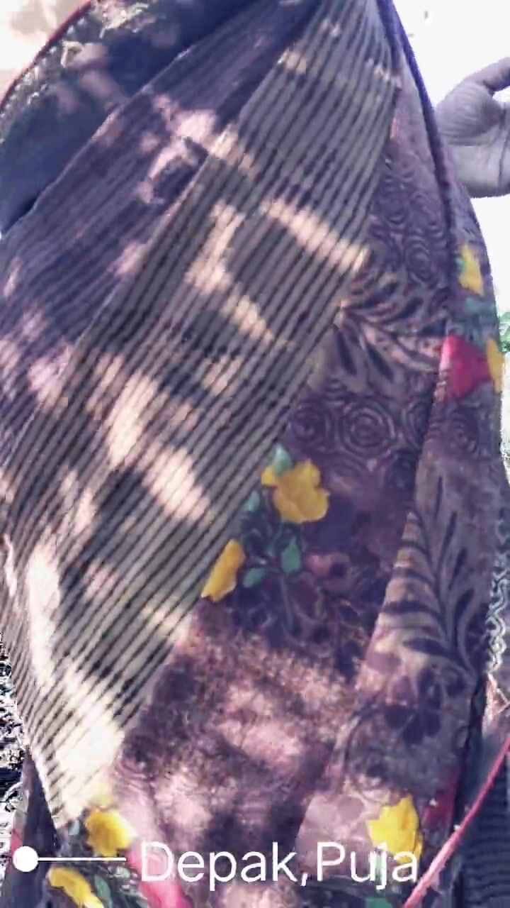 Sexy marathi bhabhi fucks in cotton fields