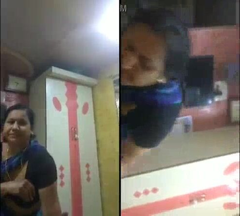 झोपलेल्या लवड्याला चोखून उठवत असलेली बायको